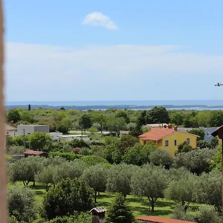 Layla Apartmani Vodnjan Esterno foto