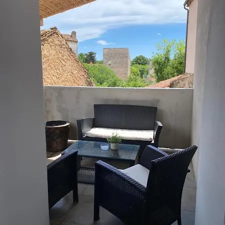 Layla Apartmani Vodnjan Esterno foto